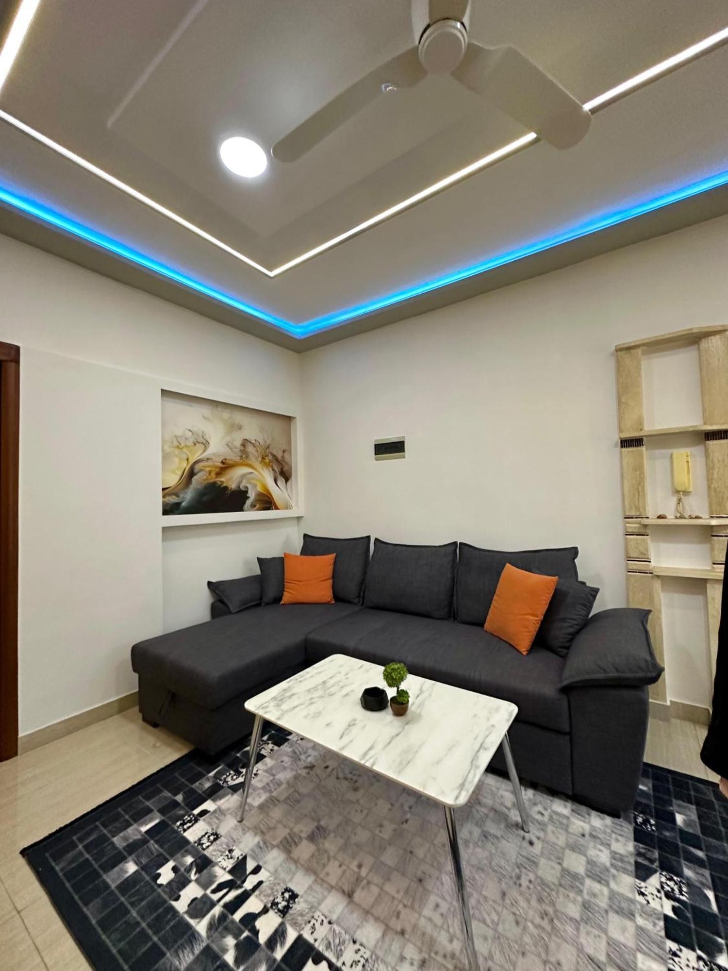 Sea View Apartament. Luxury Area In Durres Beach.公寓 外观 照片