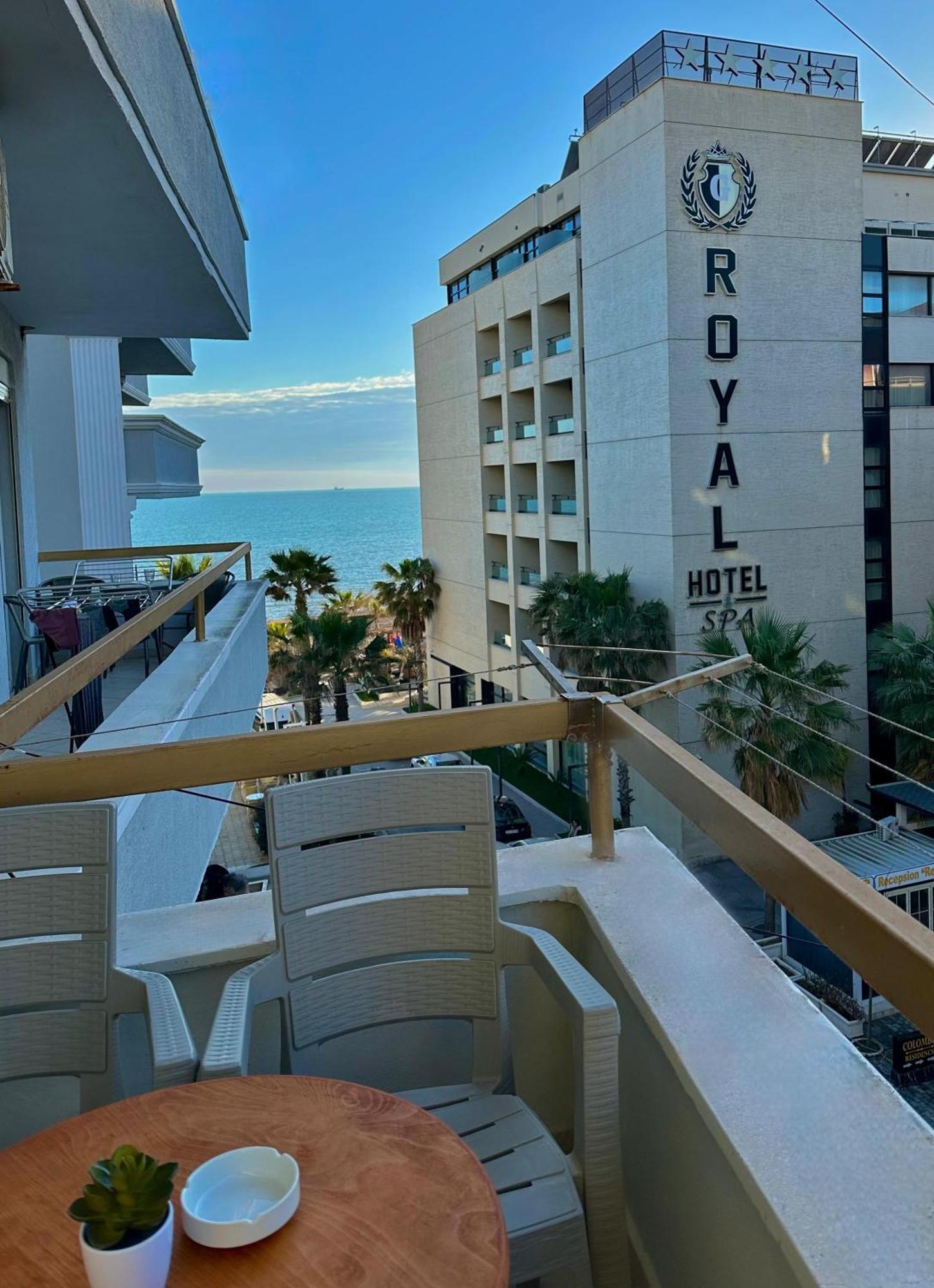 Sea View Apartament. Luxury Area In Durres Beach.公寓 外观 照片