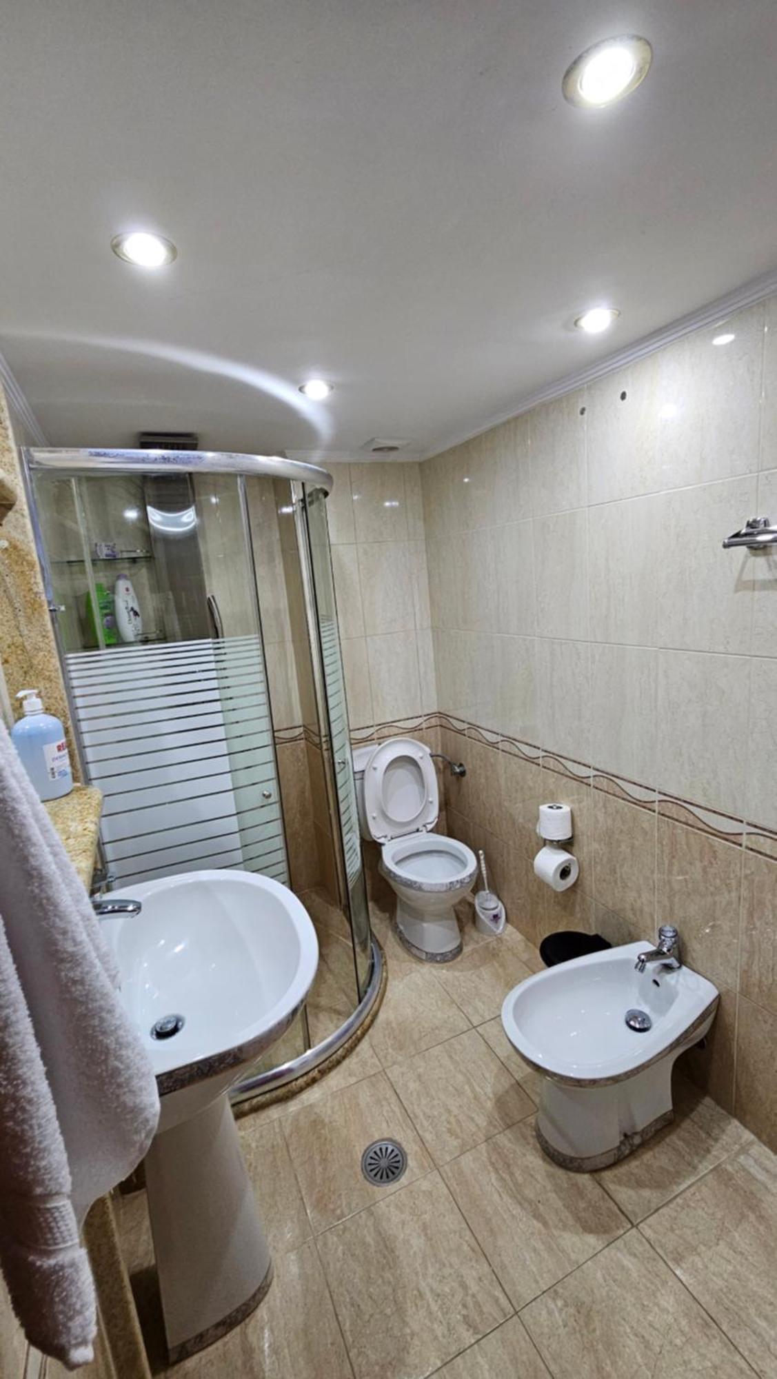 Sea View Apartament. Luxury Area In Durres Beach.公寓 外观 照片