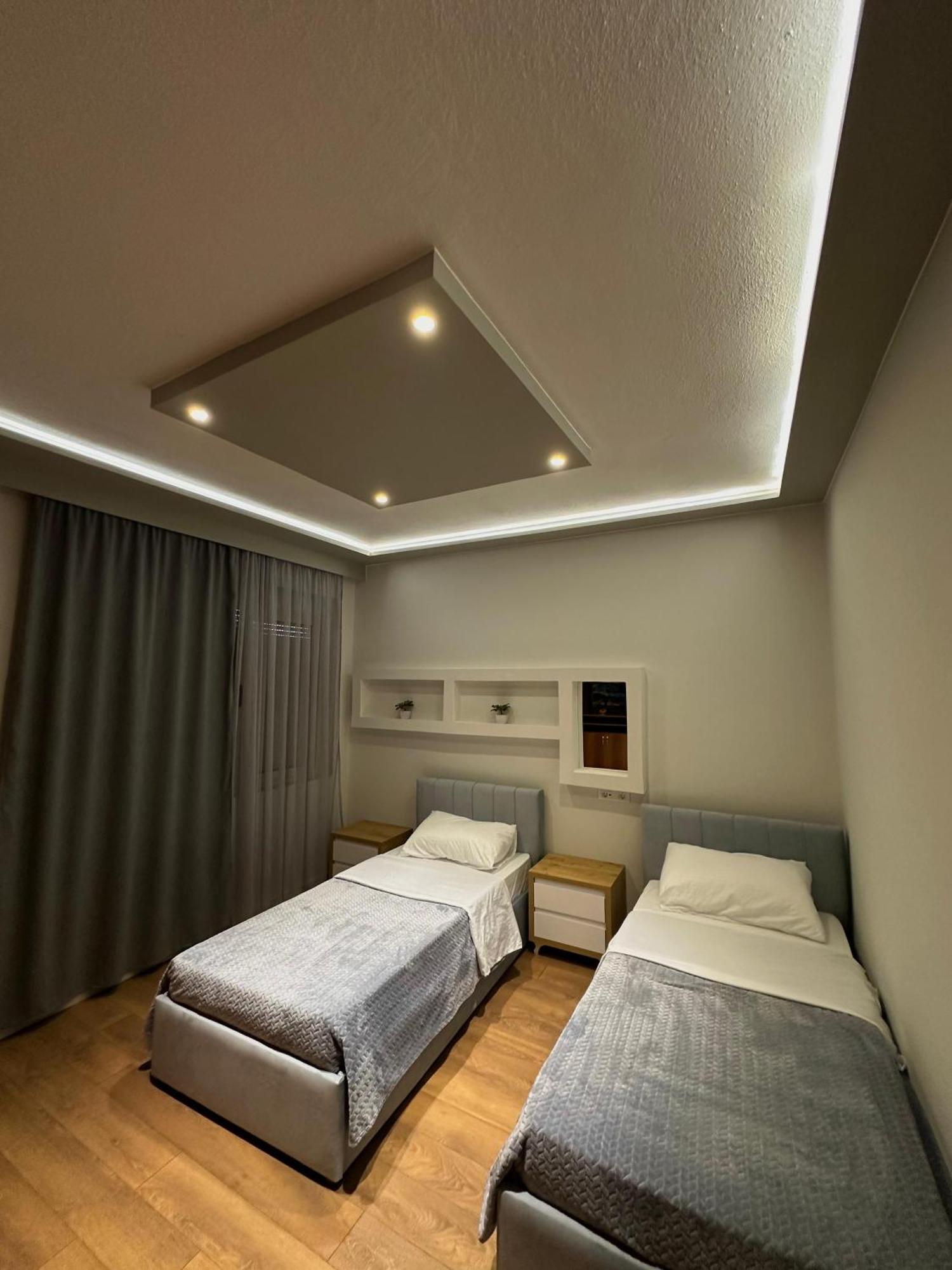 Sea View Apartament. Luxury Area In Durres Beach.公寓 外观 照片